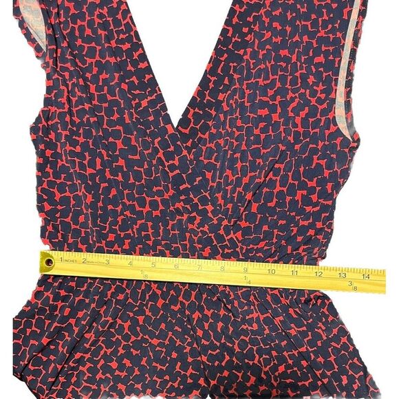 BCBGMaxazria Wrap Dress Women’s Size XS Red Blue V-neck Pleated Knee Length - Picture 8 of 9